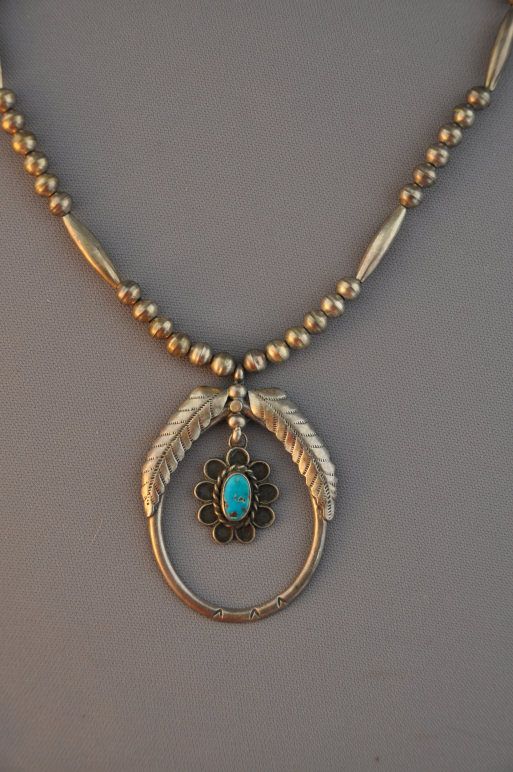 OLD NAVAJO NAJA PENDANT SILVER NECKLACE   TURQUOISE  