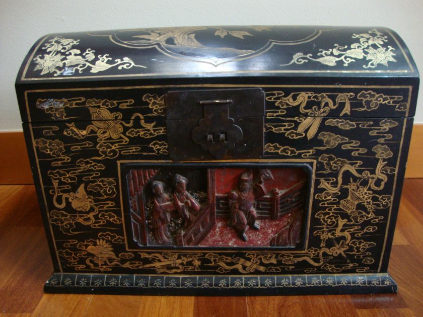 Asian lacquer trunk chest painted gold vintage Chinese Japanese box 